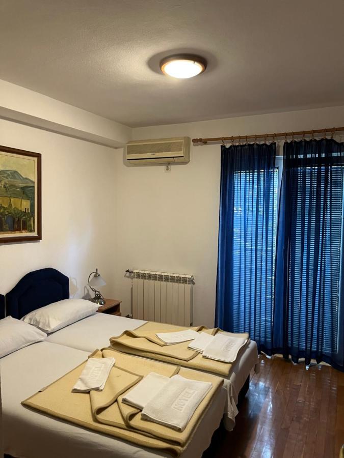 Apartmani Goran I Jelena Zec Budva Ngoại thất bức ảnh